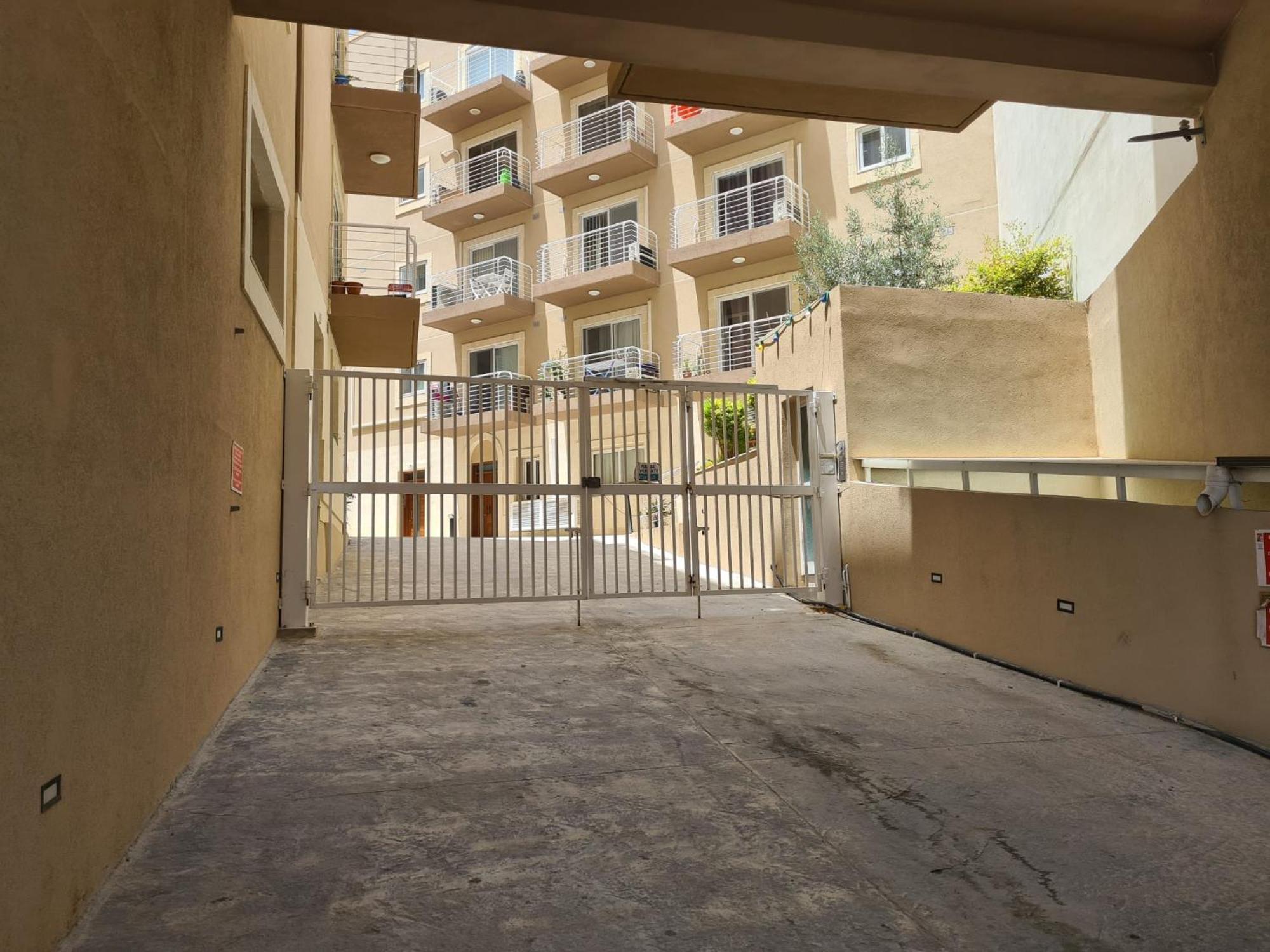 Modern-studio In Qawra Malta St. Paul's Bay