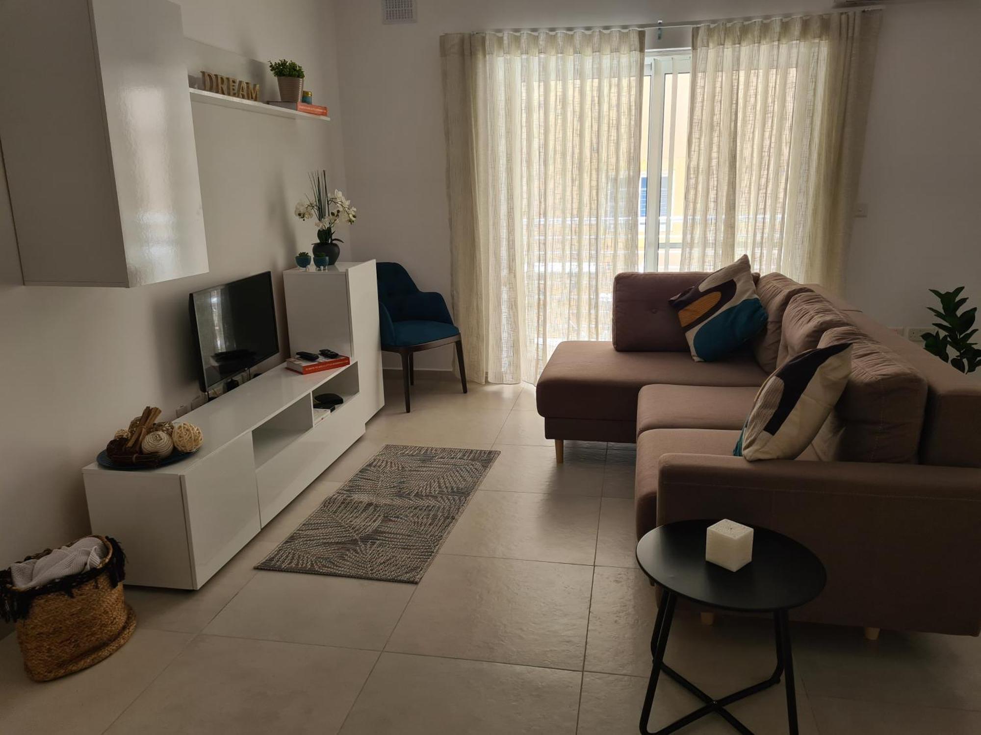 Apartment Modern-studio In Qawra Malta